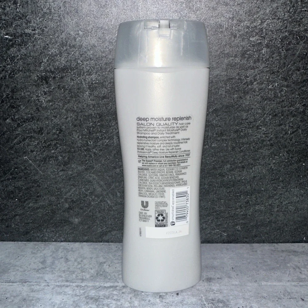 Suave Professionals Deep Moisture Replenish Hydrating Shampoo 12.6 fl oz